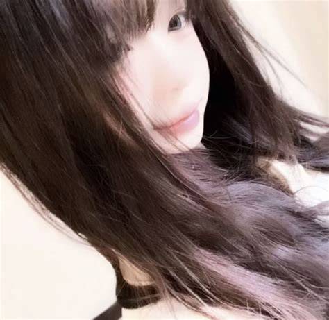 在都市通勤与家庭责任间穿梭的「车上人妻」:一个被忽视的日常场景相关问题有哪些需要注意